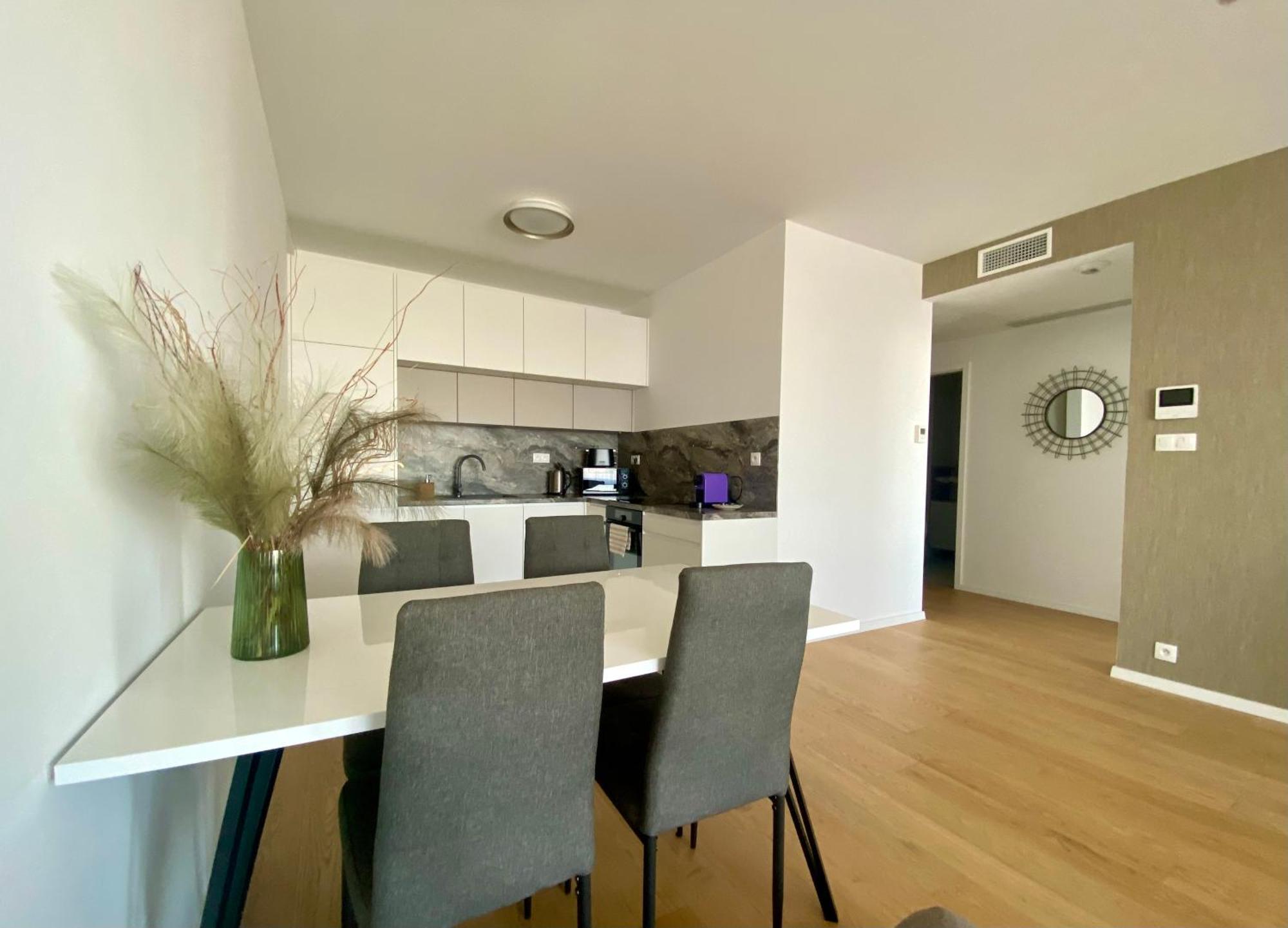 Danubius Apartments Братислава Екстер'єр фото